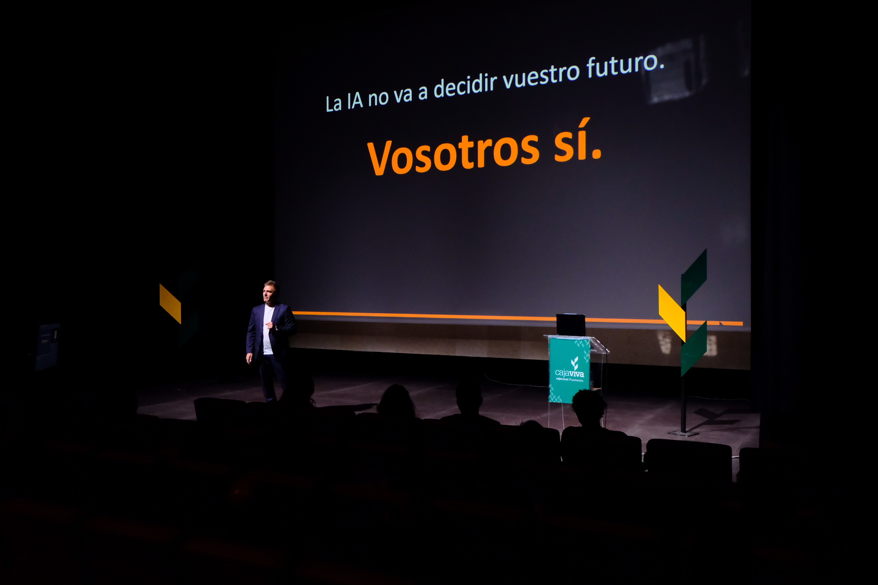 Conferencia Andrea Santus