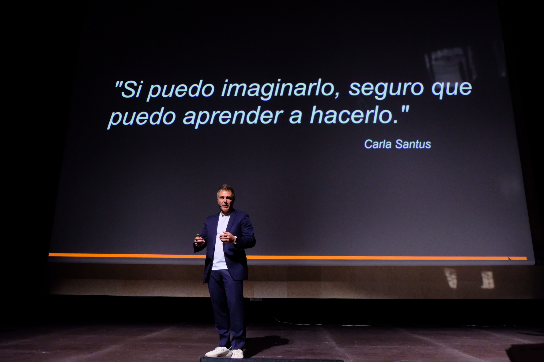 Conferencia Andrea Santus
